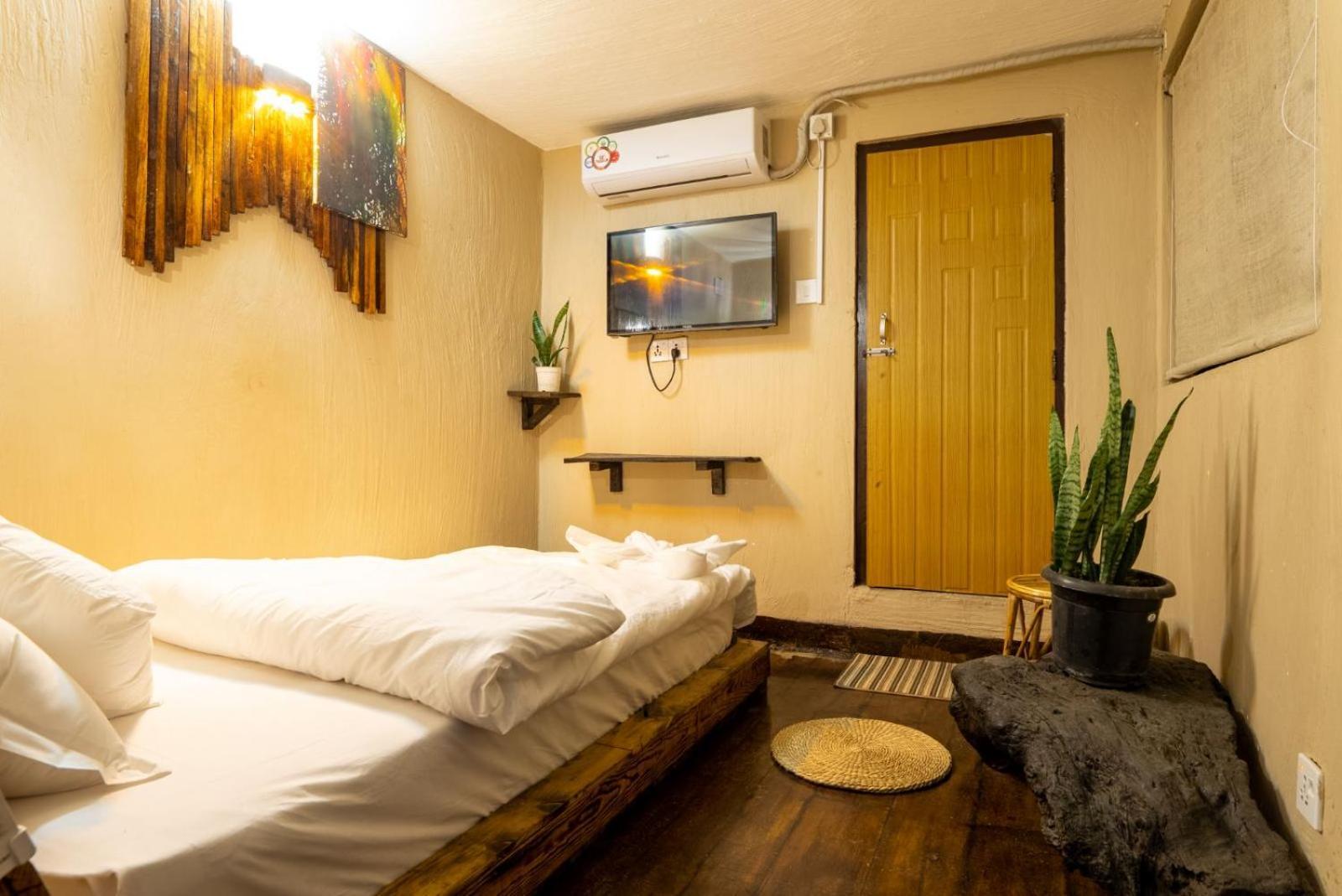The Weavers Inn Lalitpur Екстериор снимка